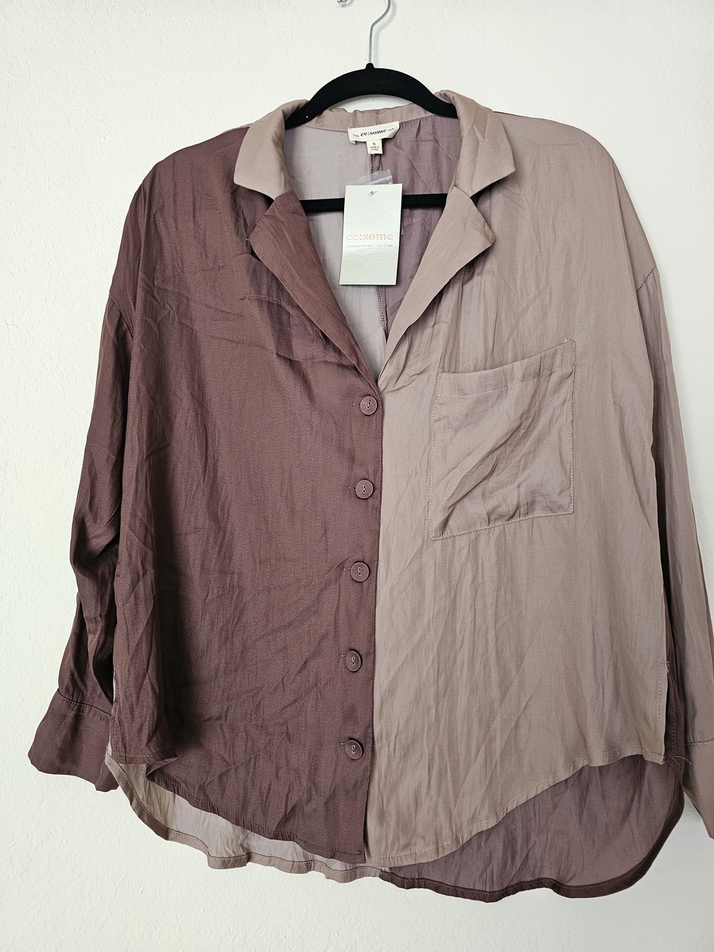Eesome Two-Tone Mauve Button-Front Women's shirt